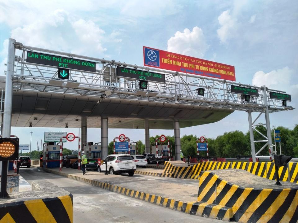 electronic-toll-collection-system-launched-on-hanoi-hai-phong-expressway